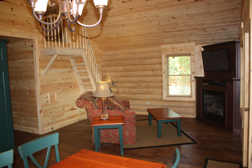 Maine Cabins for Rent – Living Room
